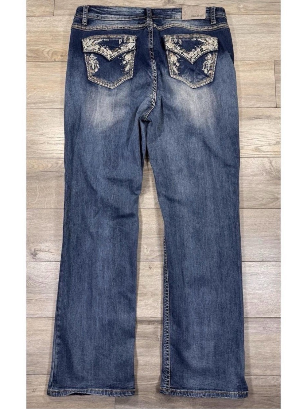 Grace in LA P-Straight Embroidered Flap Pocket Jeans Women’s Plus Size 22